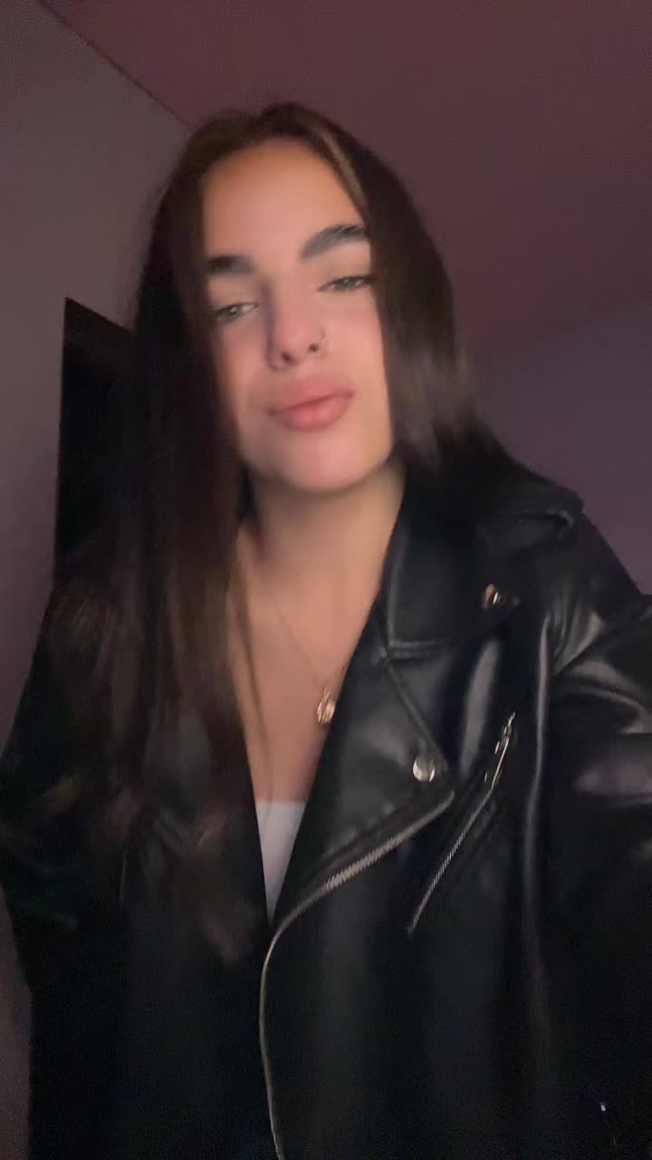 @𝓶𝓪𝓻𝔂𝓪𝓼𝓱𝓪