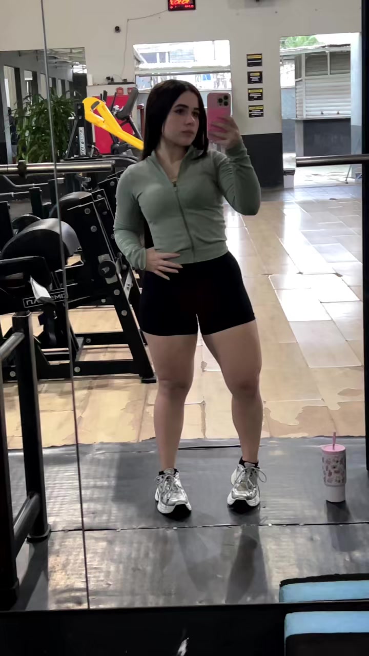 @Cindy Castillo 👑