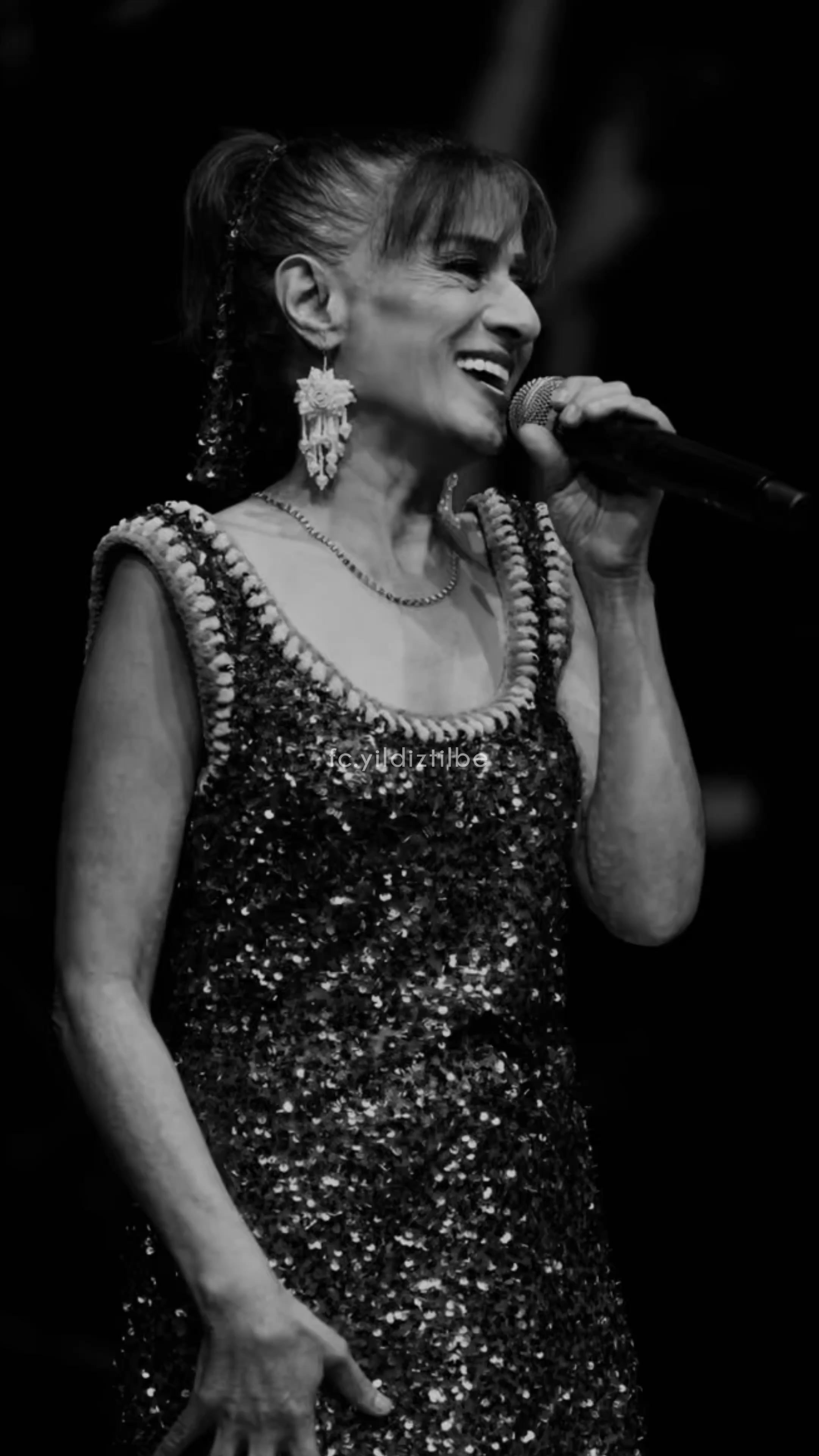 @Yıldız Tilbe
