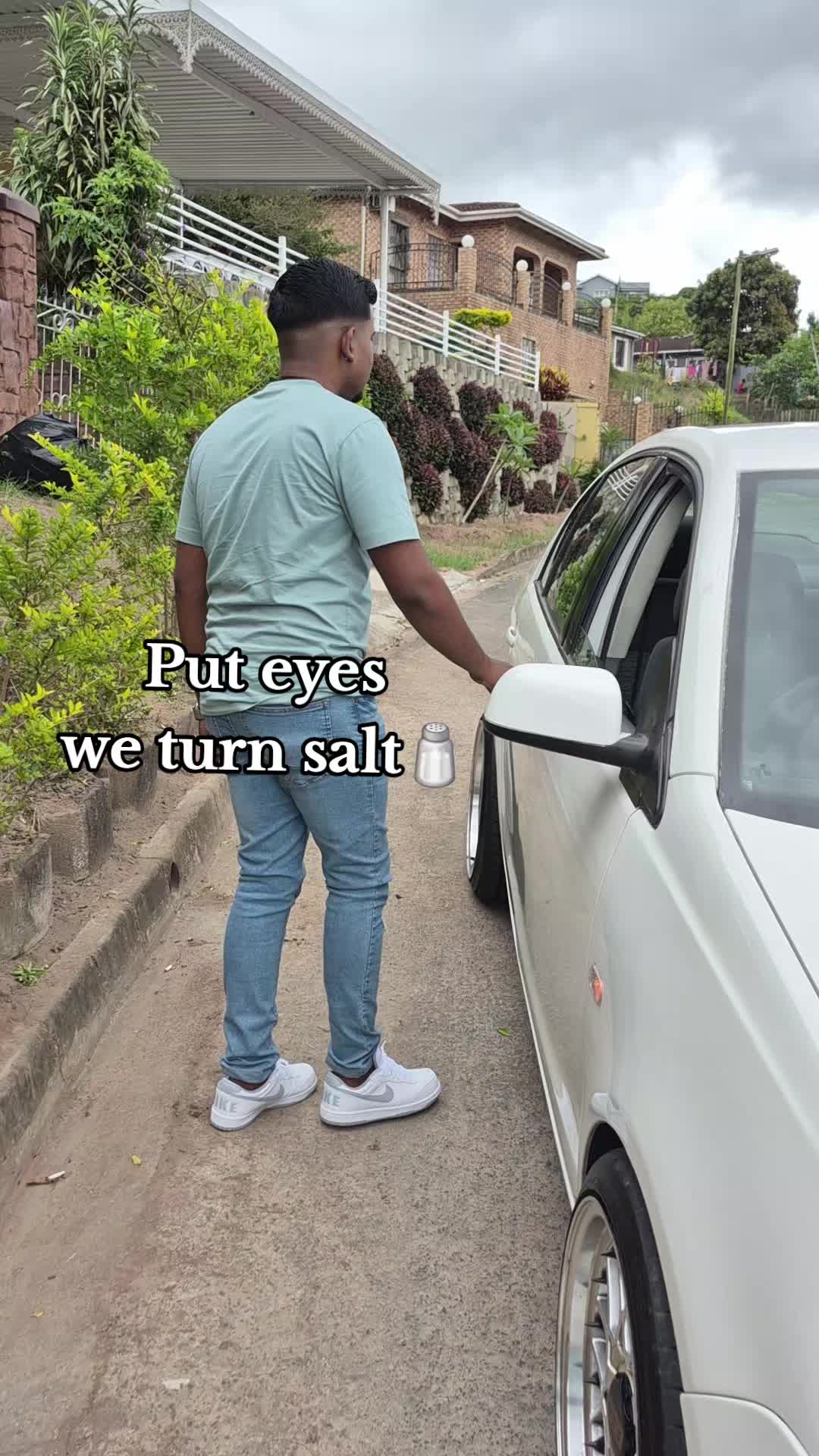 @K&Lambda;LZ
