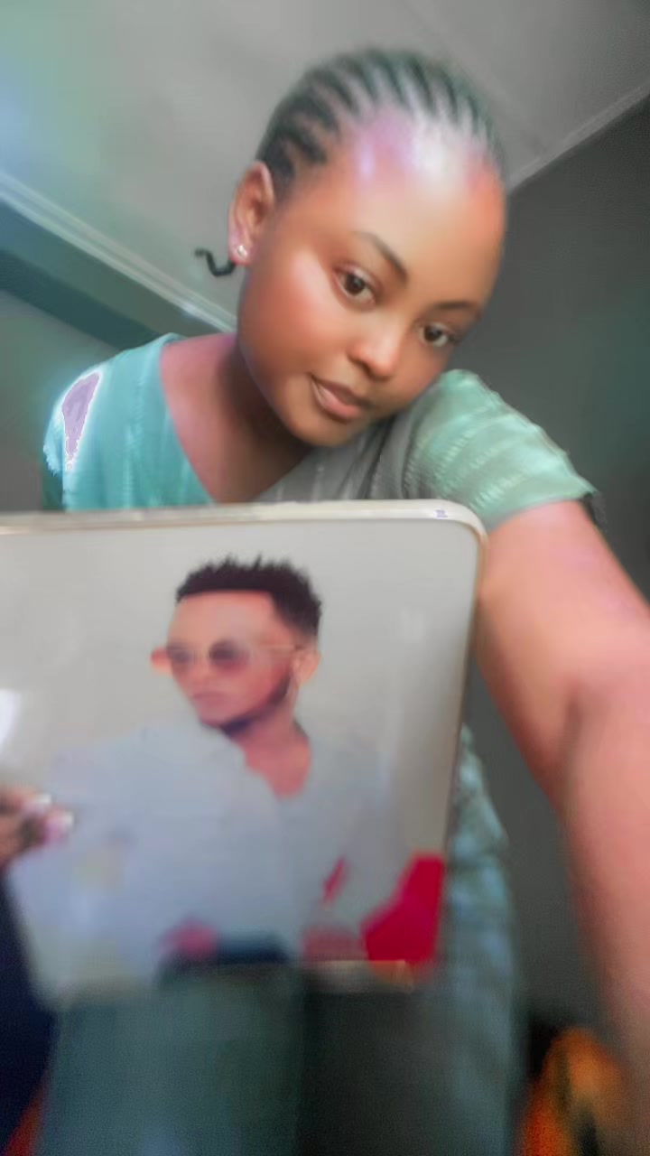 @Ririvivuya