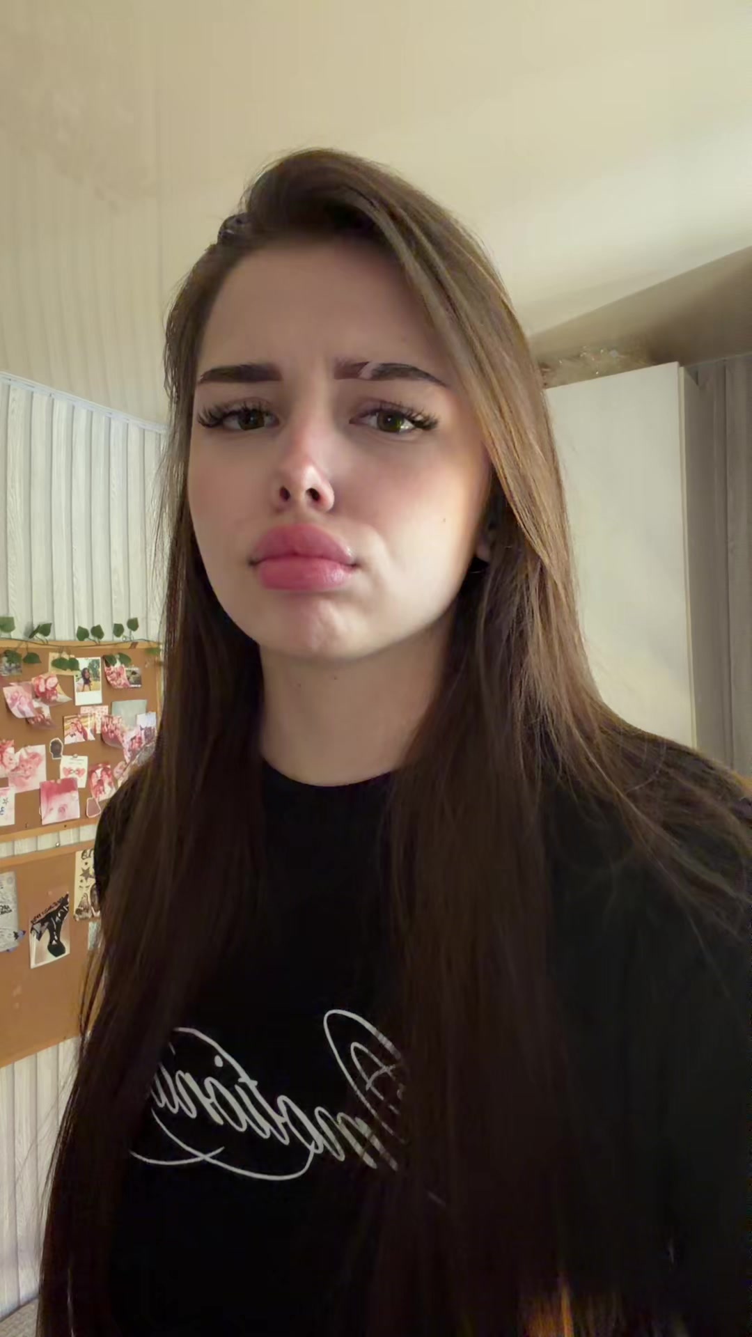 @лисова