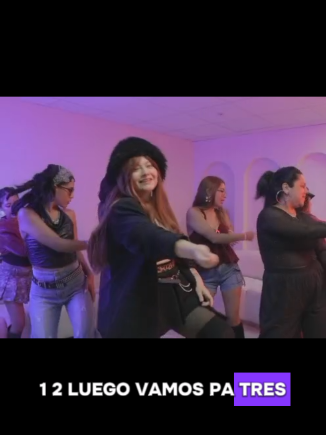 @GothicCholita
