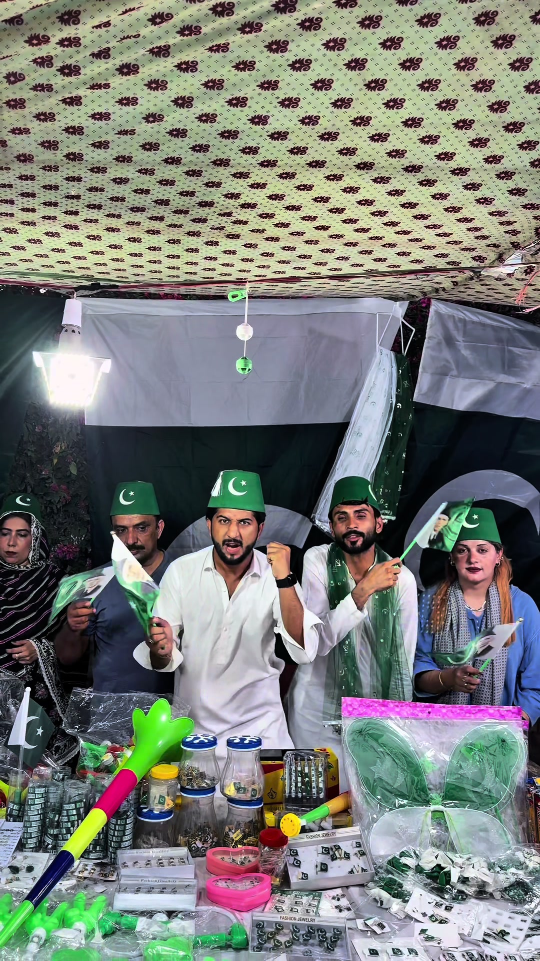 @Veer_Shahzaib