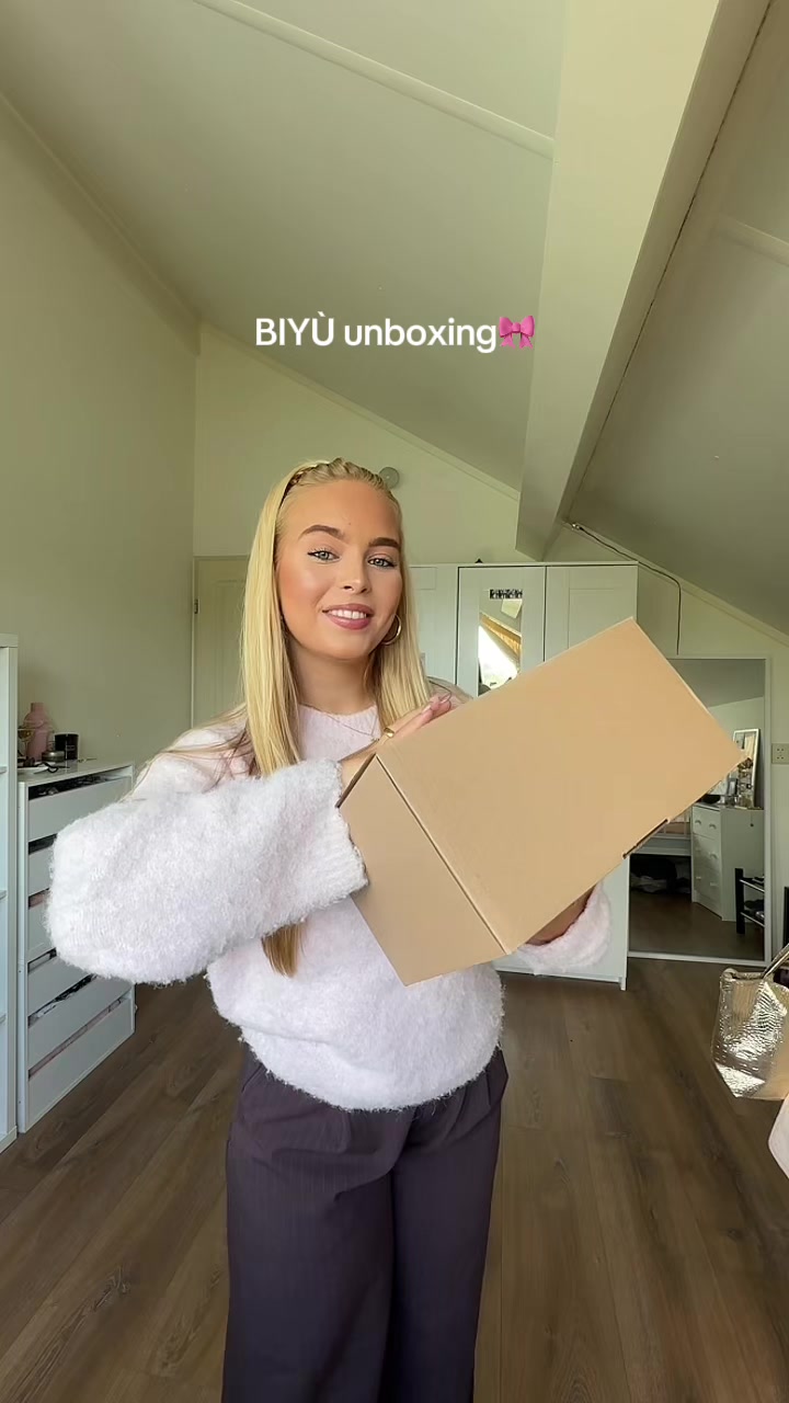@simoneesmee