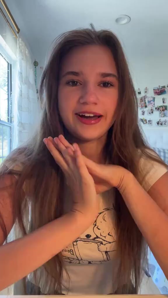 @karolina protsenko