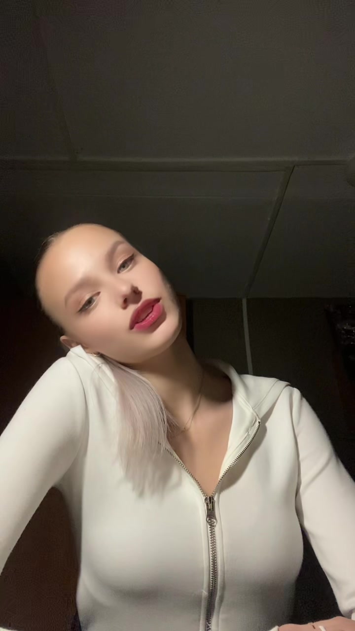 @Elizabeth.07