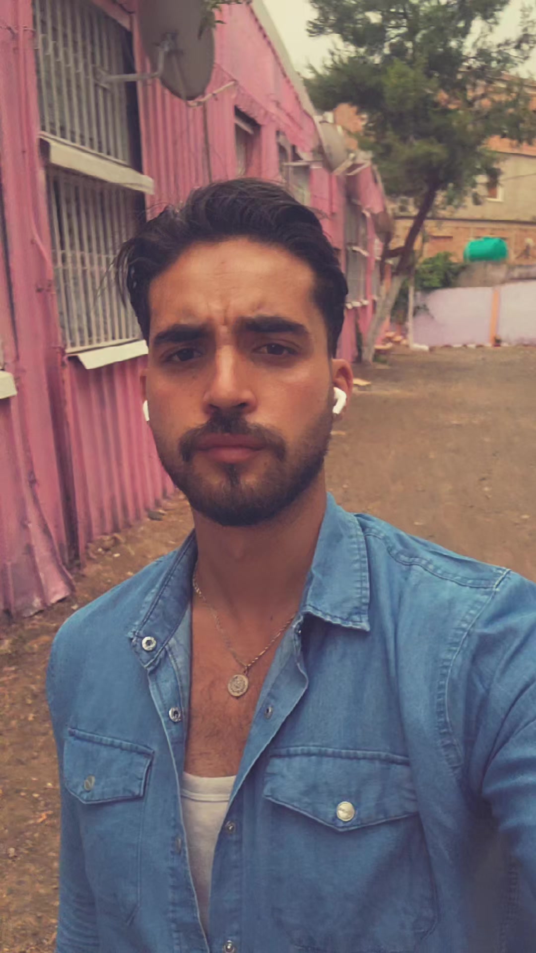 @Aymen