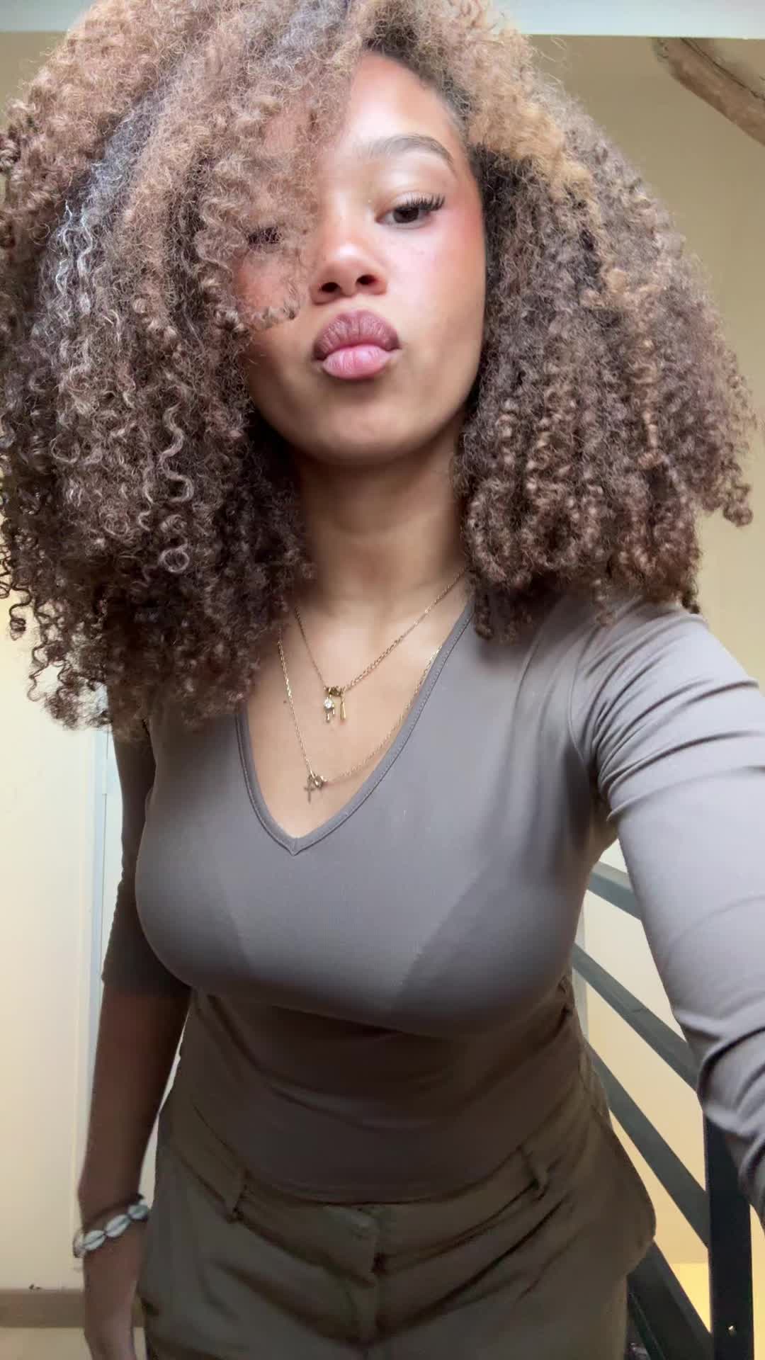 @Jade