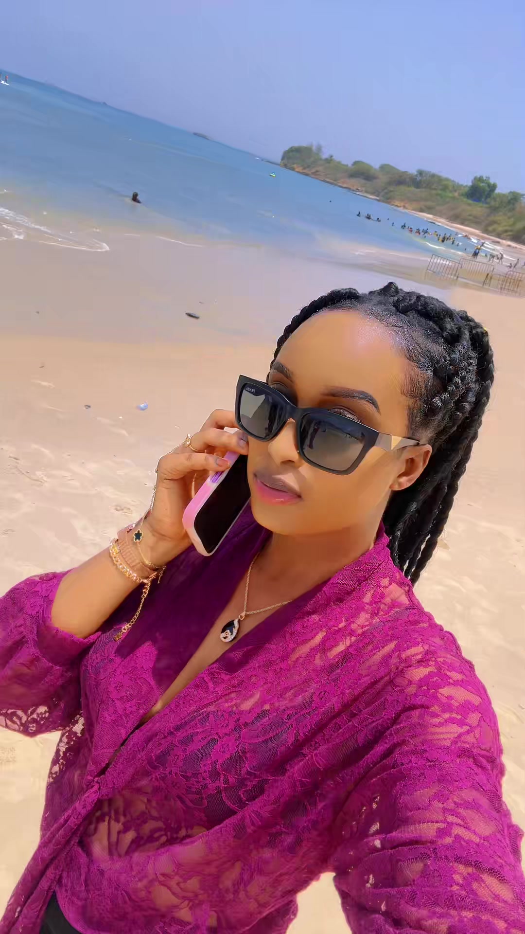 @Miss Gor&eacute;e 🏝️📍