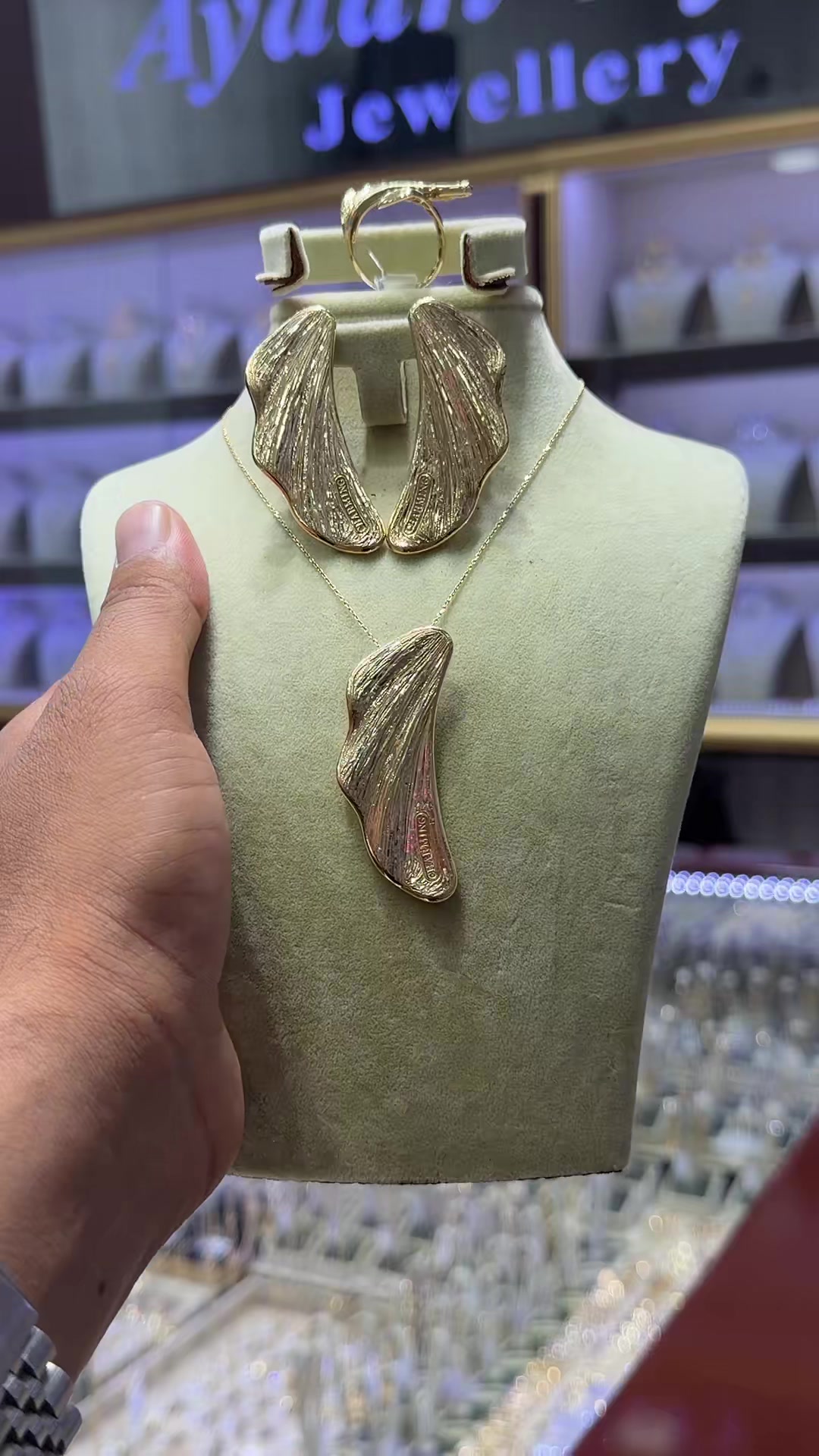 @Aydanaylin_jewellery