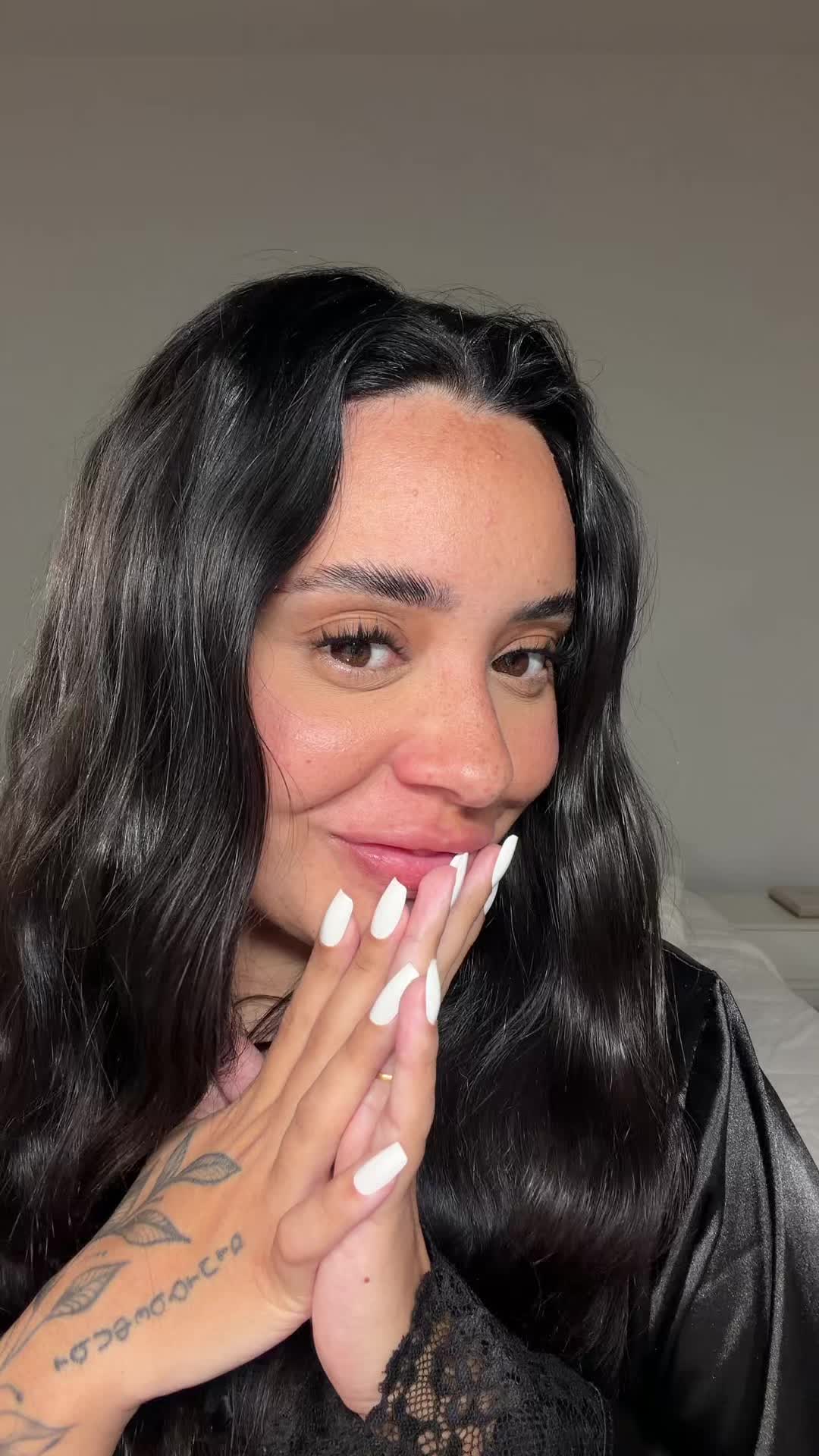 @bella