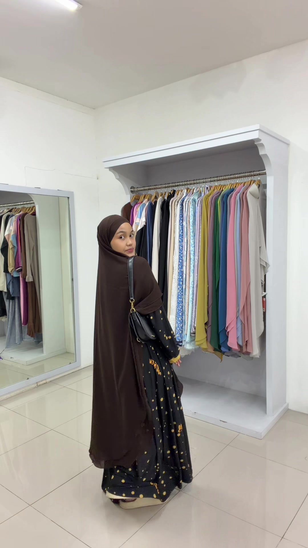 @CMgalleryfashion