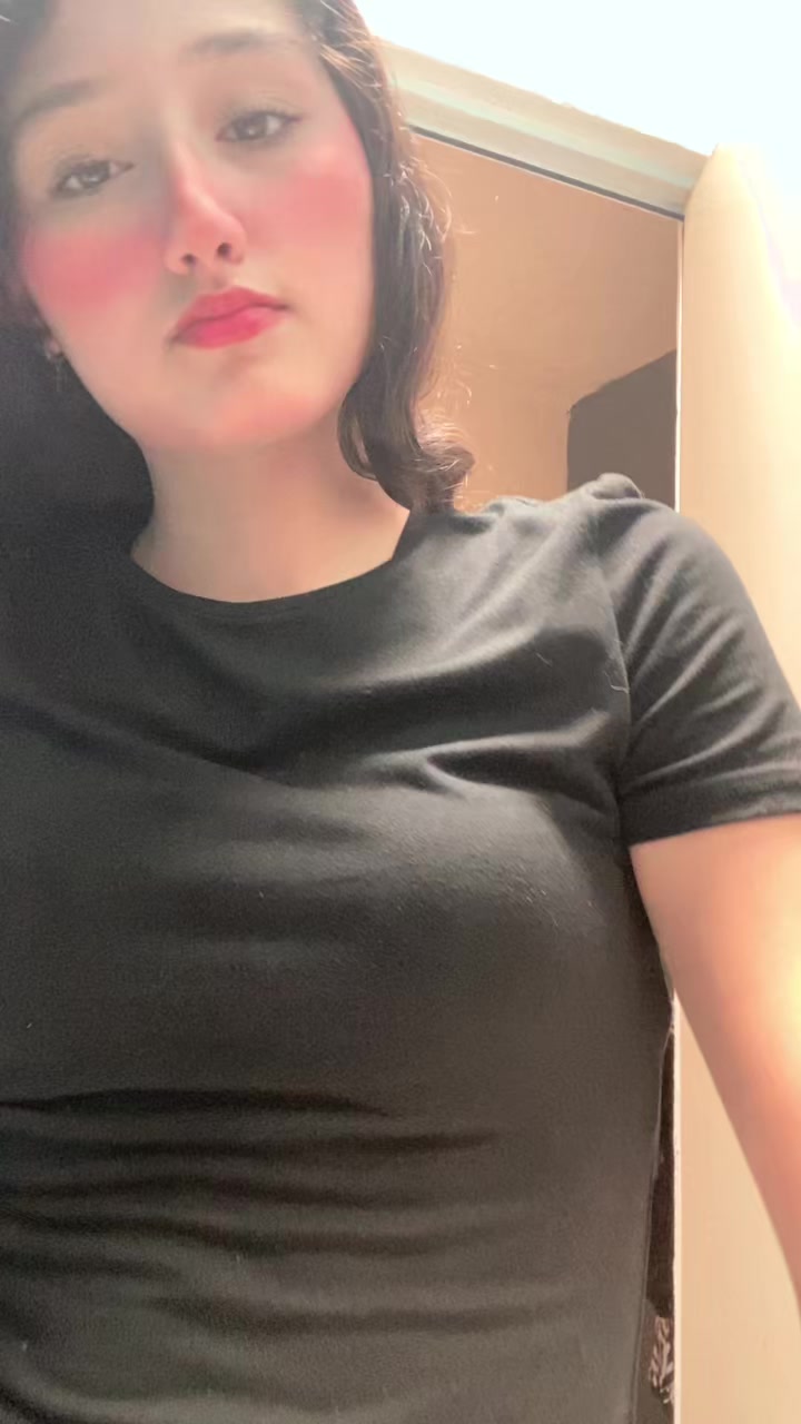 @Angela💞