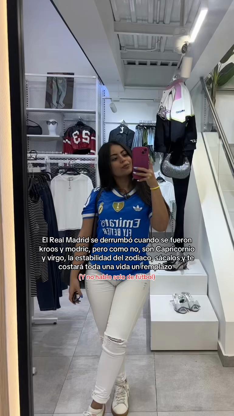 @Luisana Morante