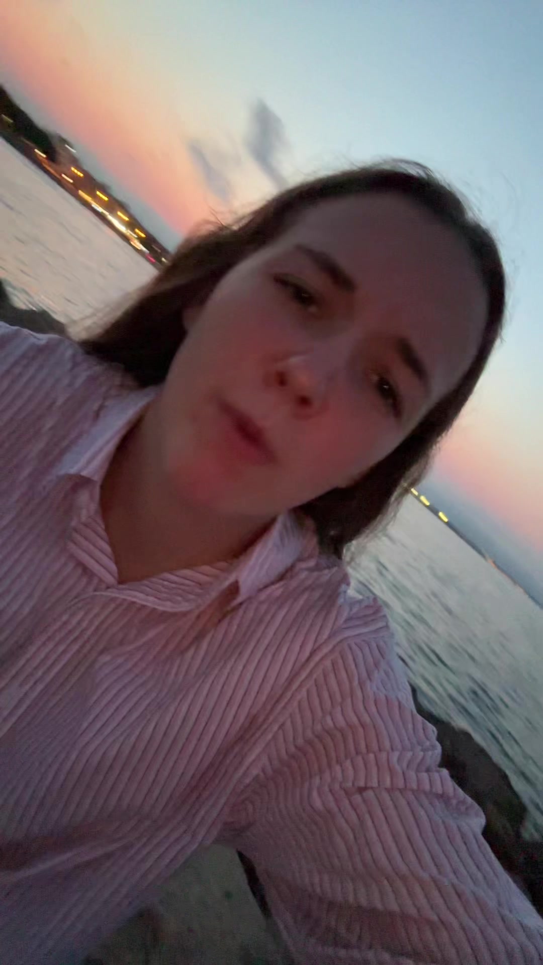 @𝐜𝐥𝟒𝐫𝐚.😶&zwj;🌫️