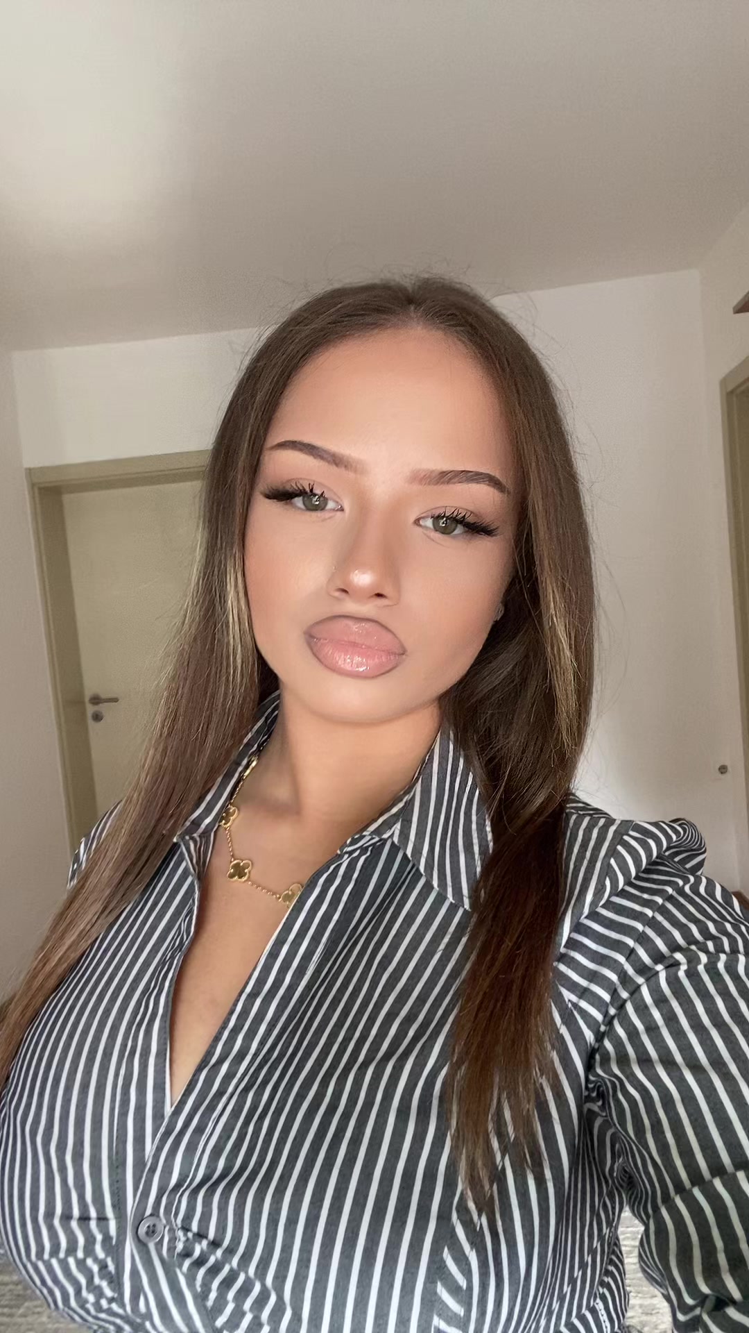 @𝑴𝒆𝒍𝒊𝒔𝒔𝒂