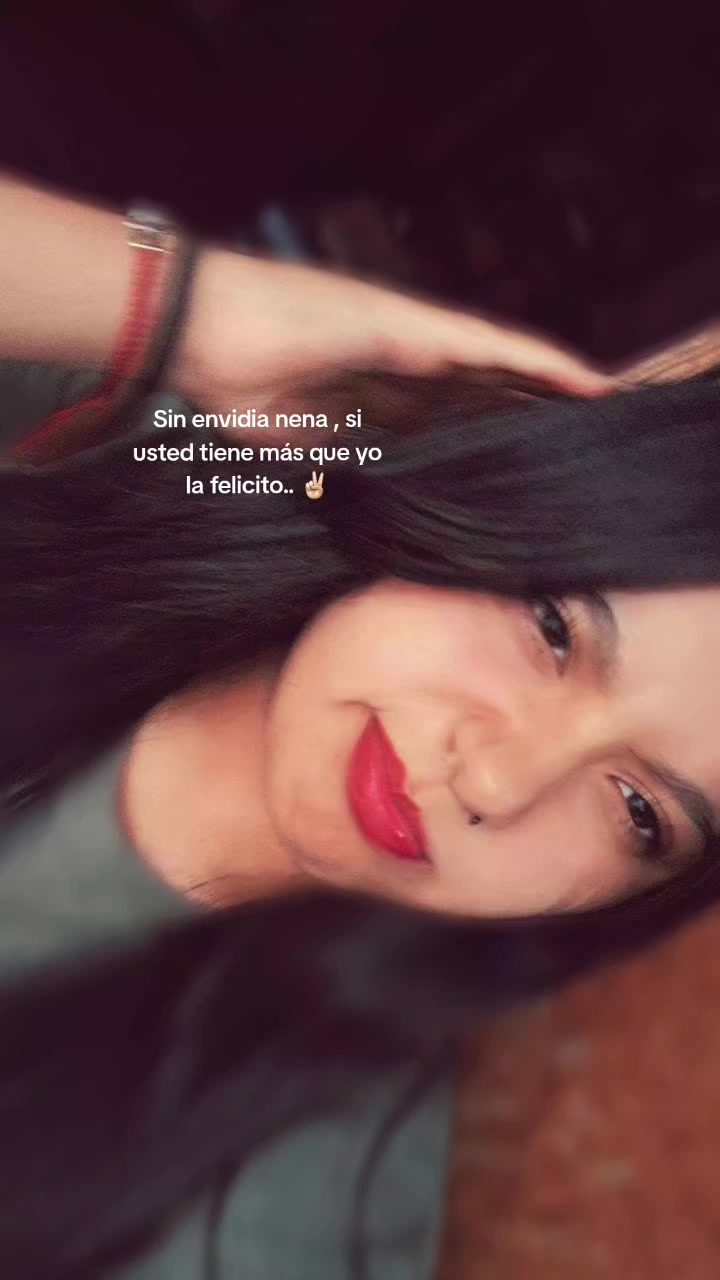 @𝒦𝑒𝓎𝓁𝒾 𝐻𝑒𝓇𝓃𝒶𝓃𝒹𝑒𝓏