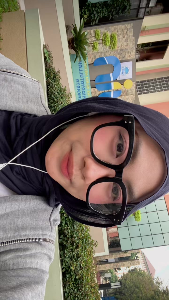 @amisyazr
