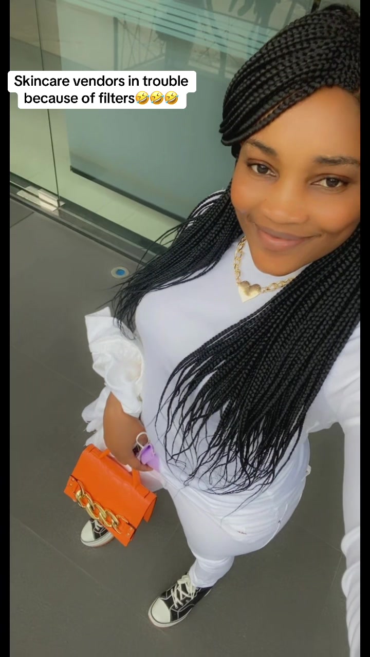 @Colette Minaj🇨🇲🇹🇭🇰🇷