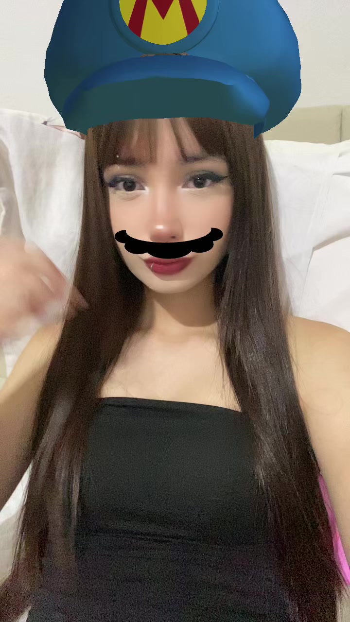 @Bella🧟♀️