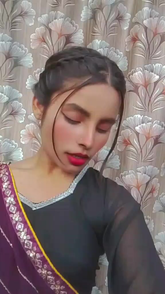 @❤️🩹😇Miss_ maHatO👸🏻❤️🩹💫