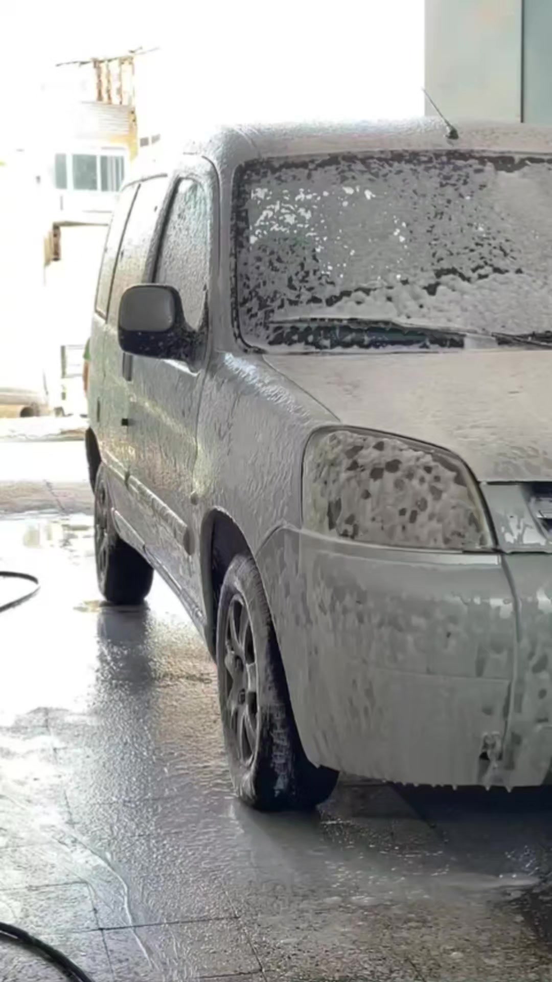 @LAVAGE_AUTO_06