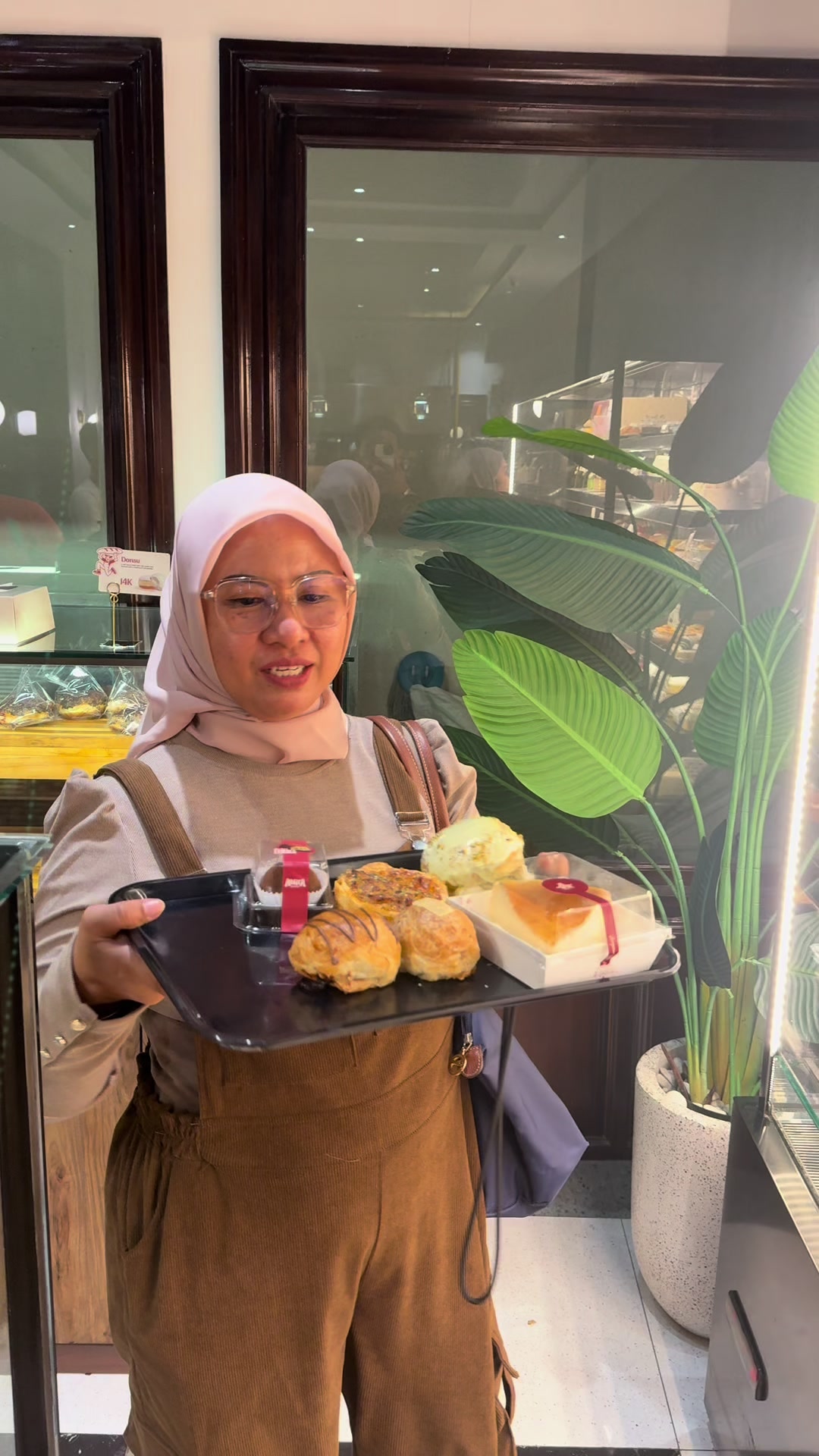 @jajan mbak sari