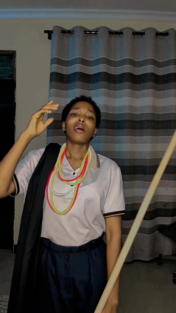 @LIZZY KIDOTI 🧝&zwj;♀️⛎