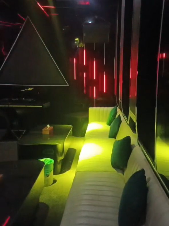 @Paradise Entertainment