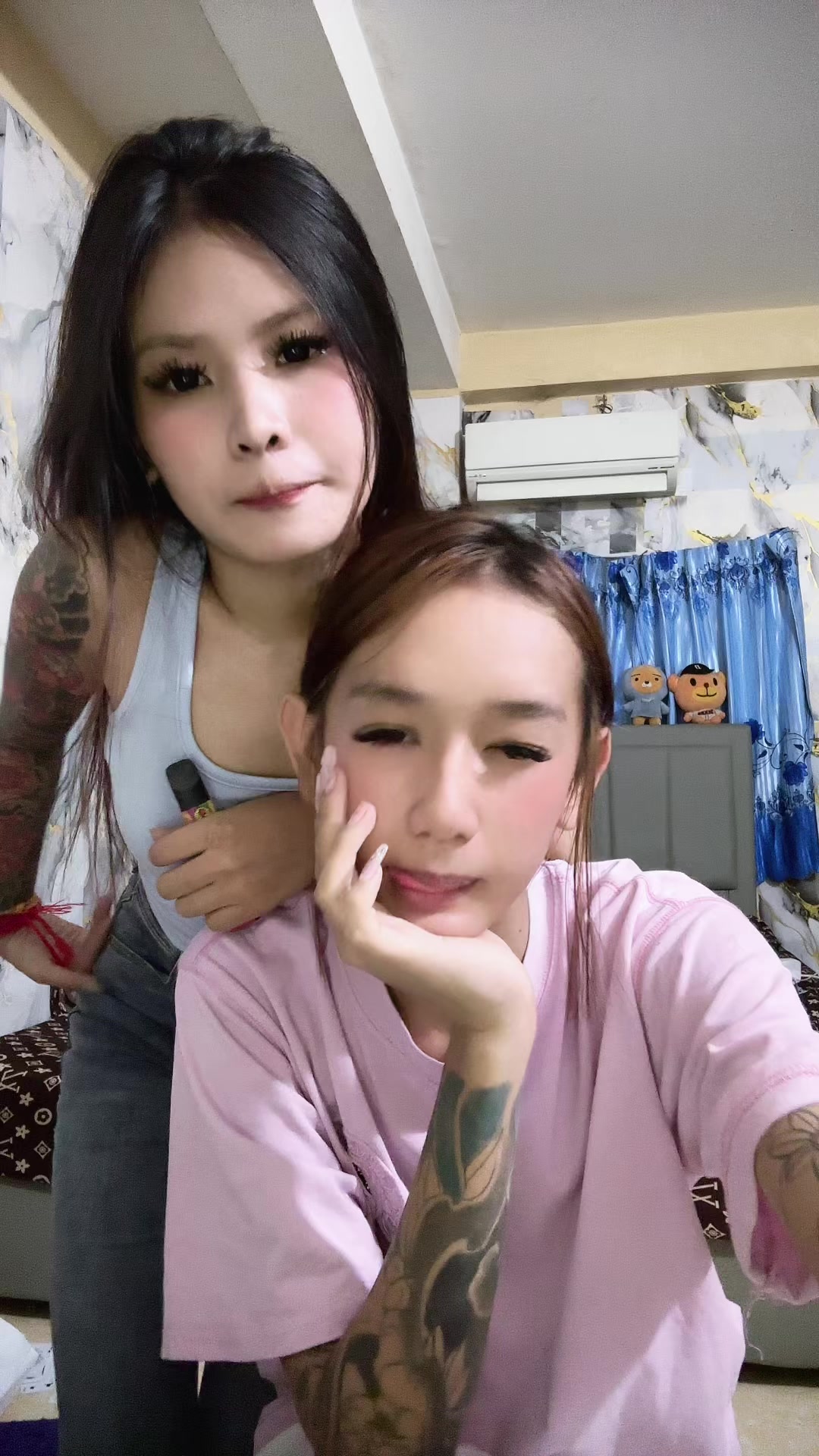 @អូក ណូក ជ័រ ☺️
