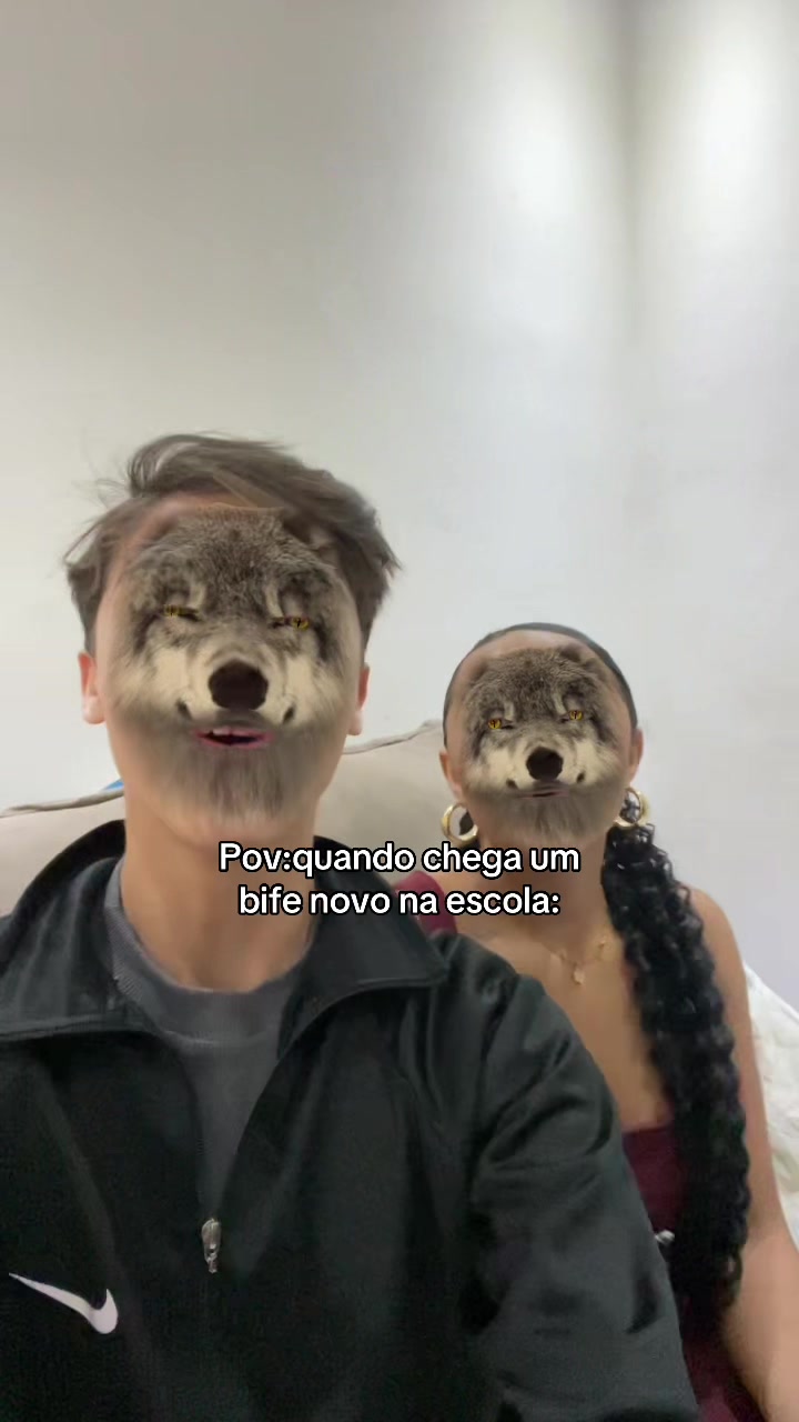 @Gomixxxx