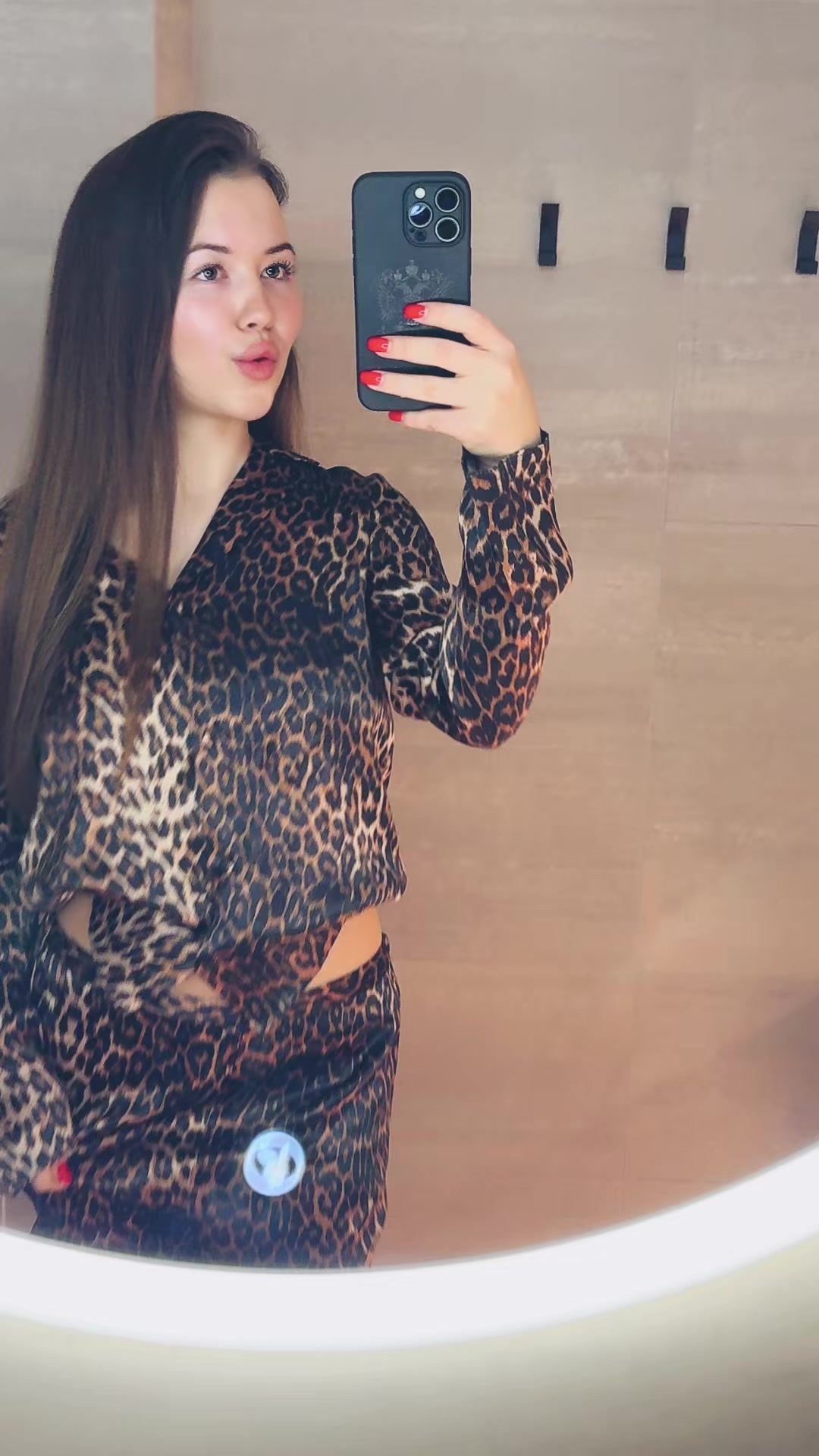 @lantratova08