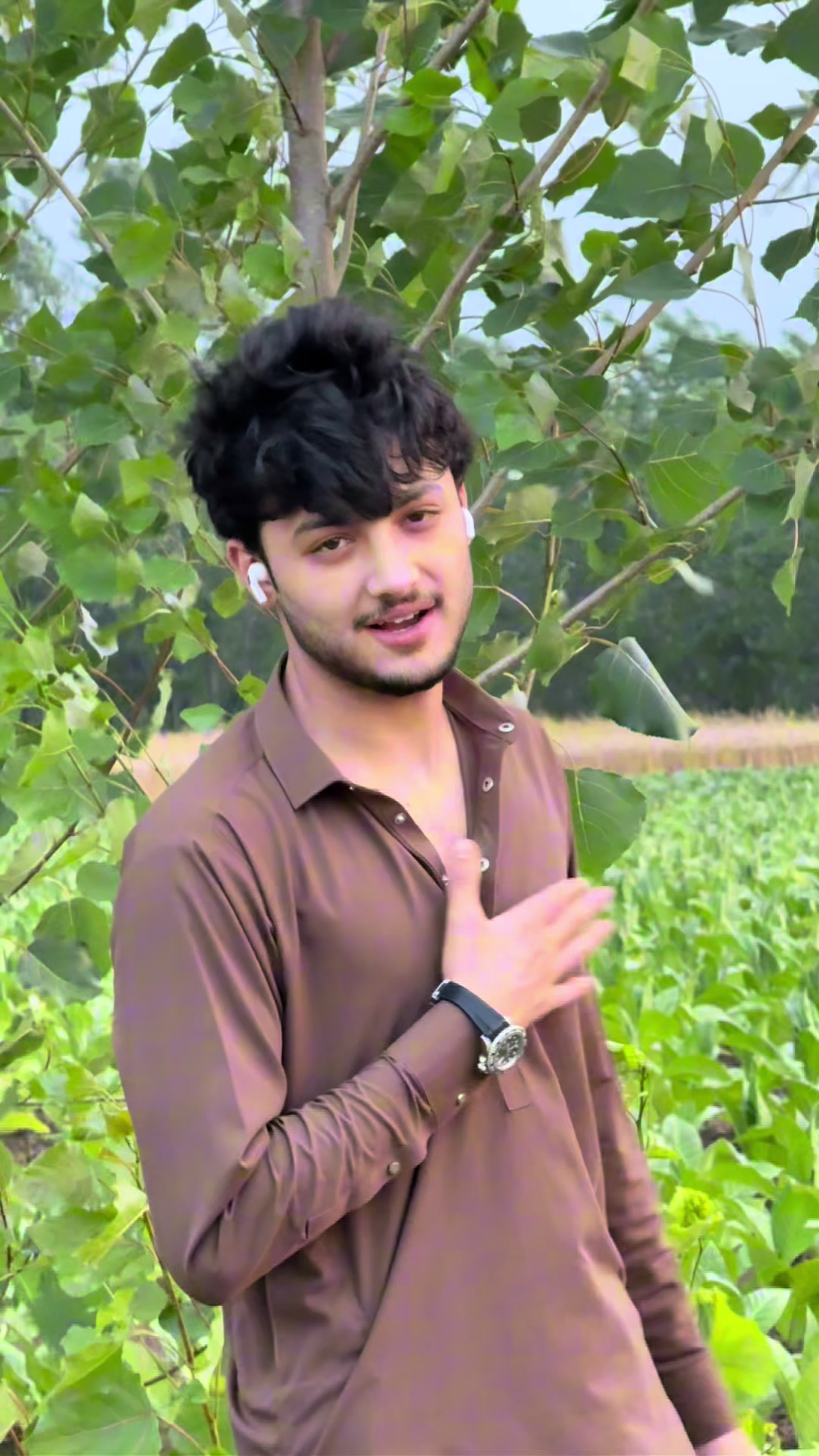 @Hussain_🫀