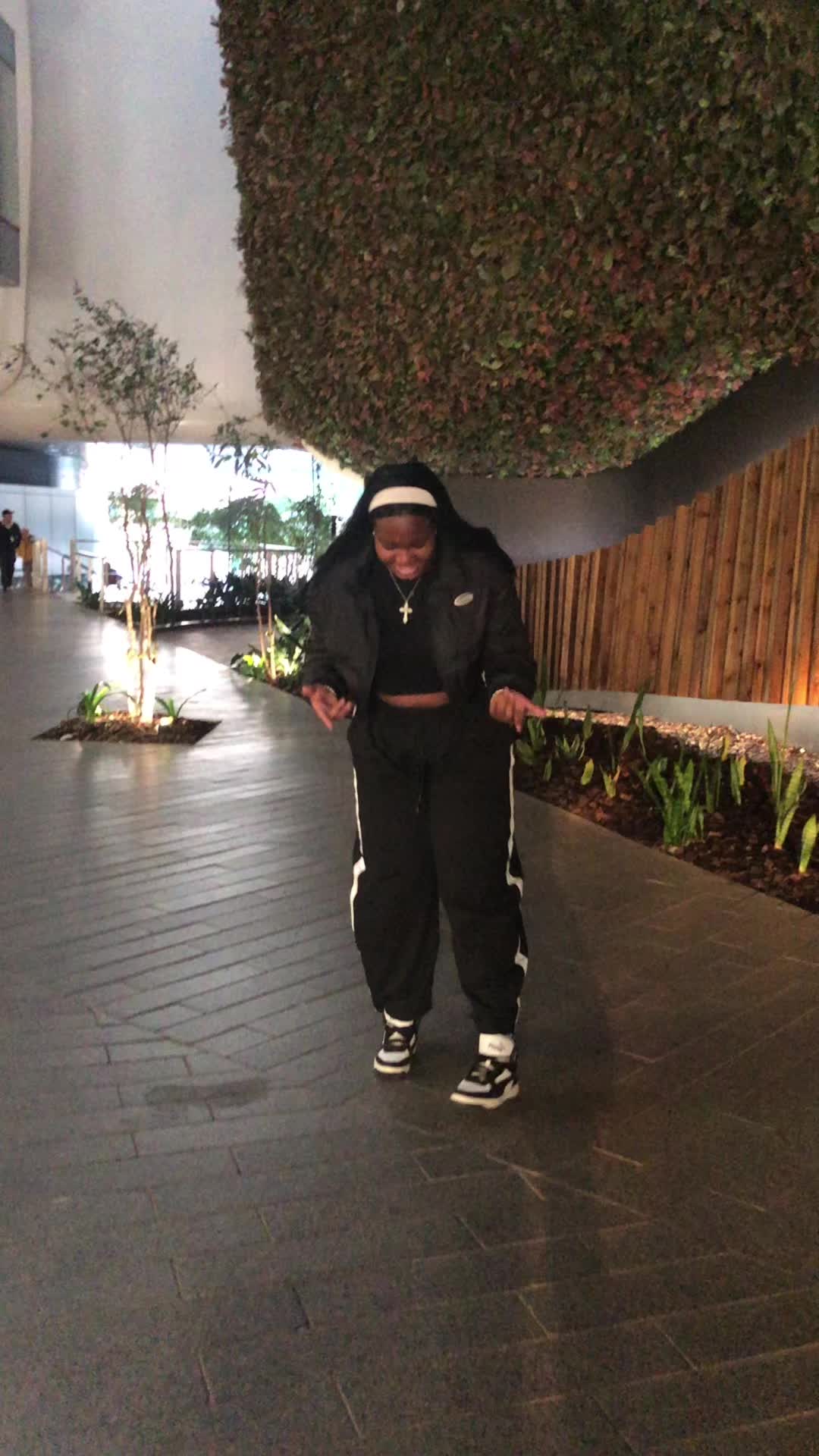 @nessawessa🐿️