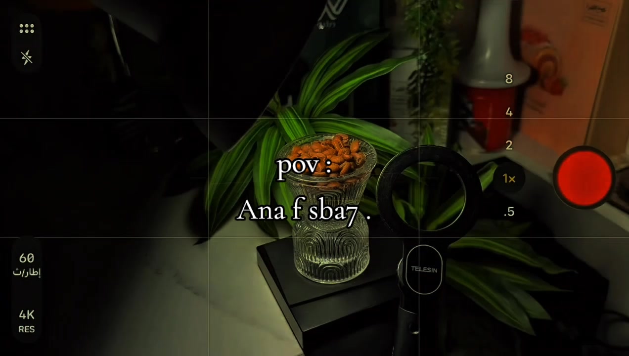 @𝐌