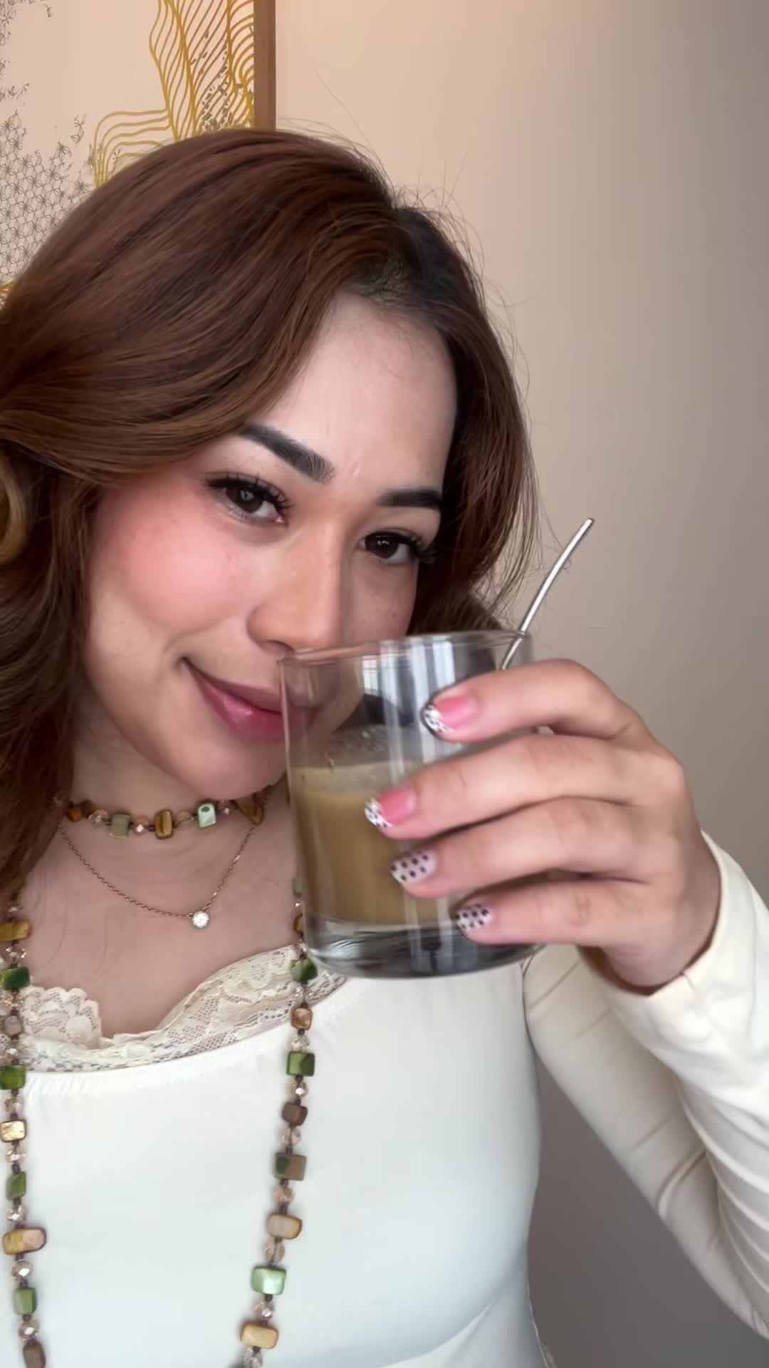 @N★