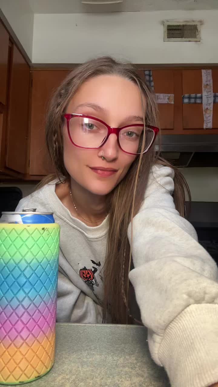 @Megan Perry
