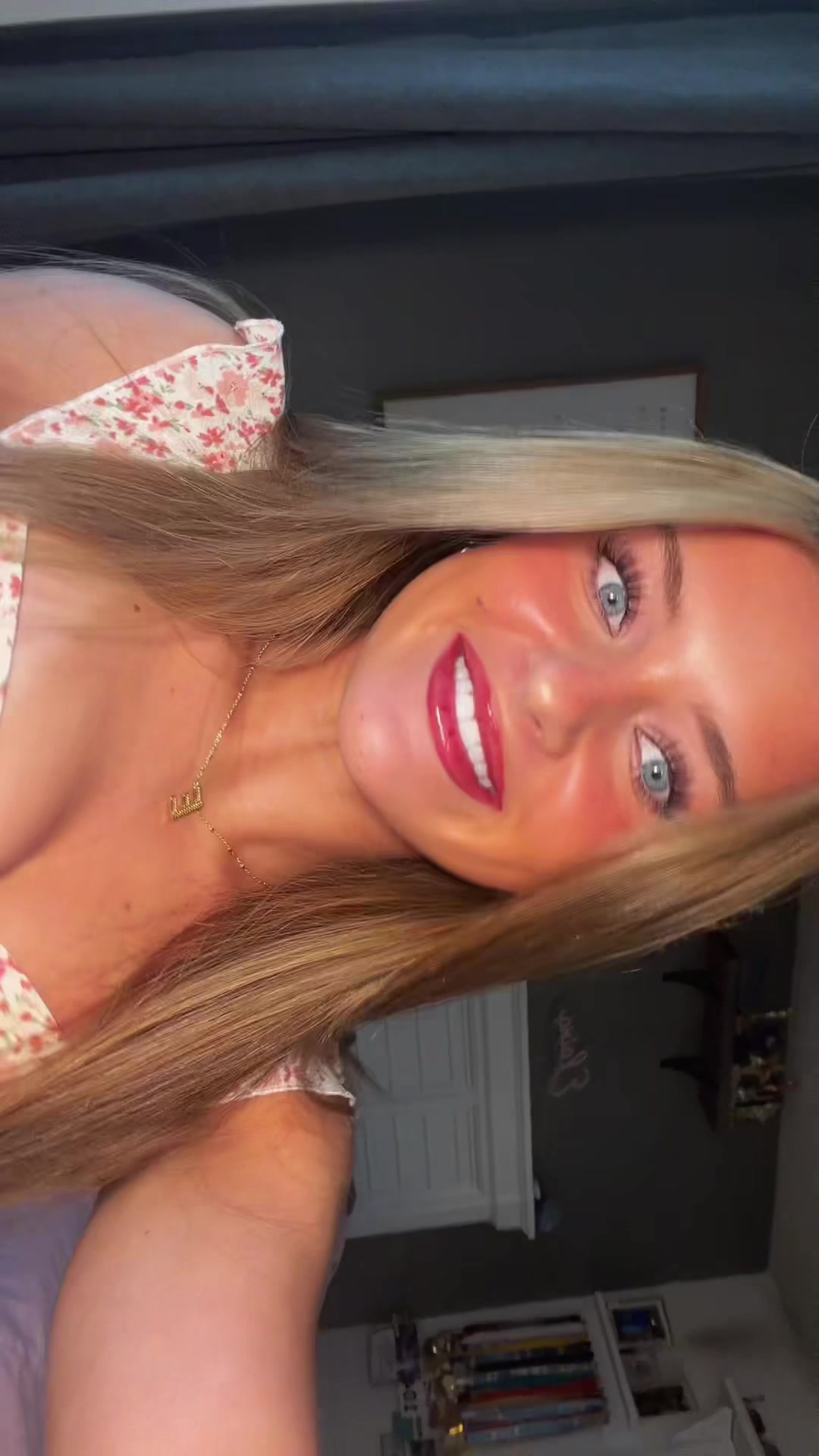@ELAINA