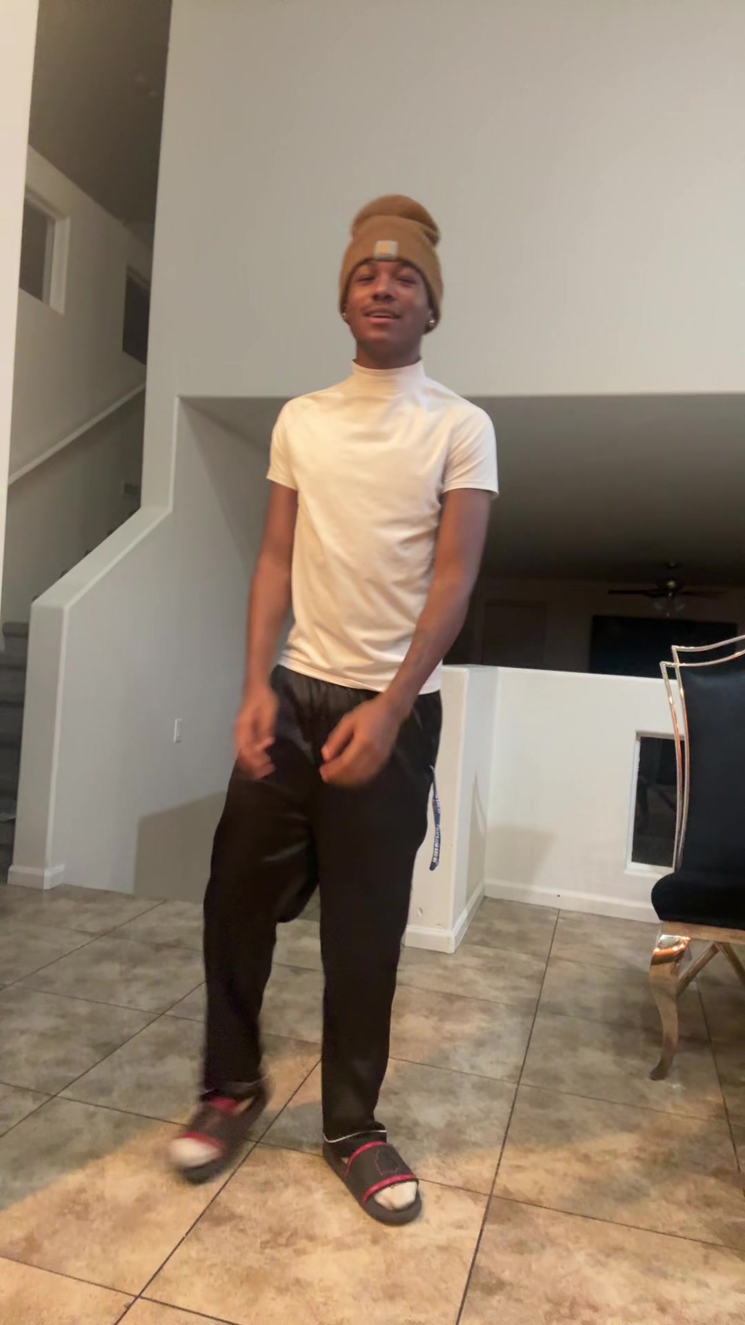 @ᶻ⁴
