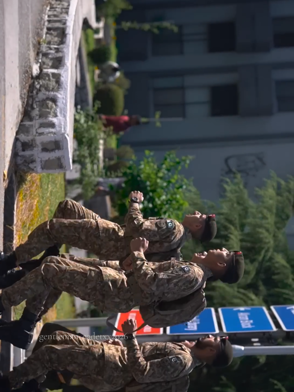 @𝘾𝘼𝙋𝙏𝘼𝙄𝙉 🪖⚔️🎖️