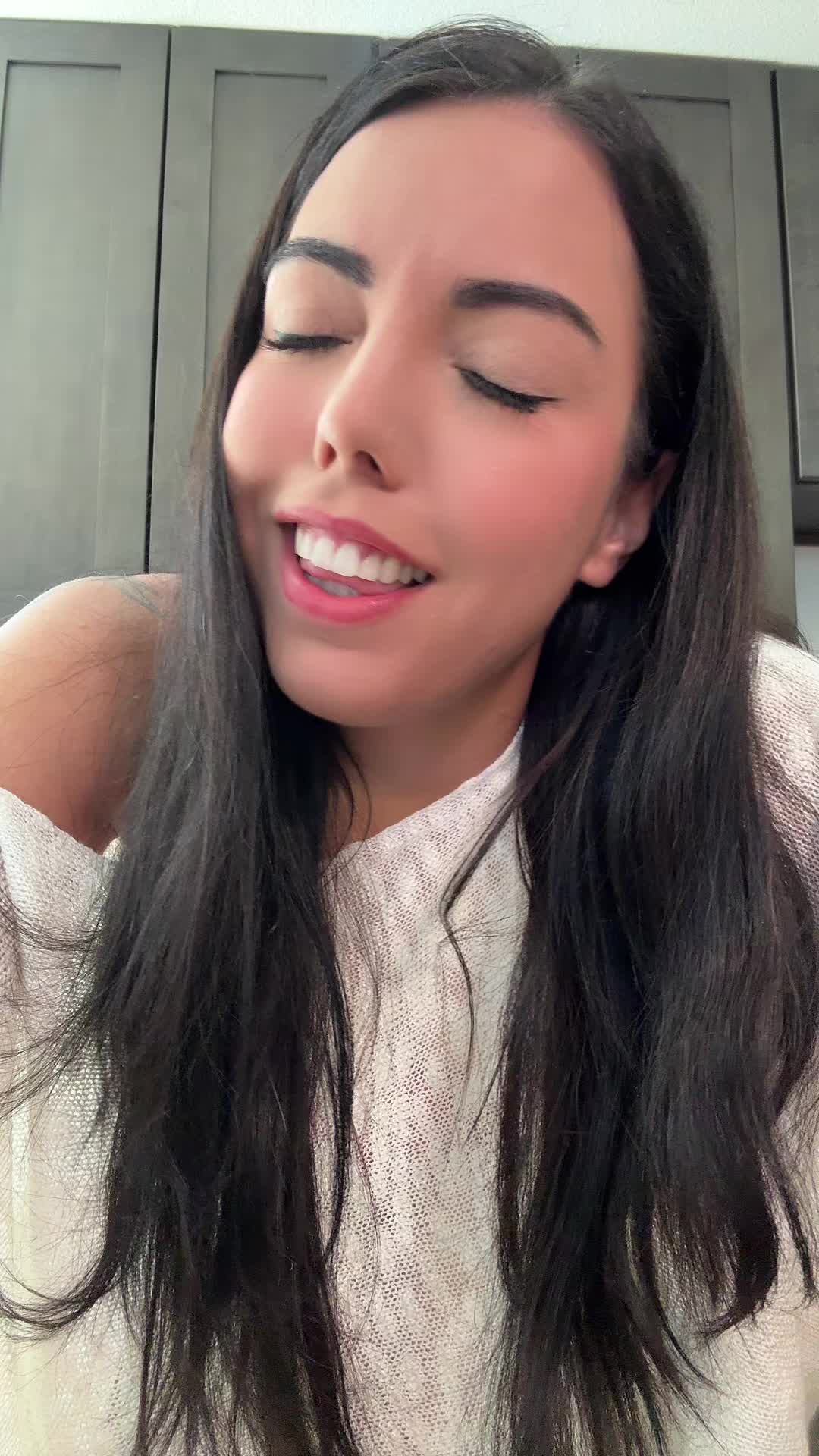 @rachelriversx_