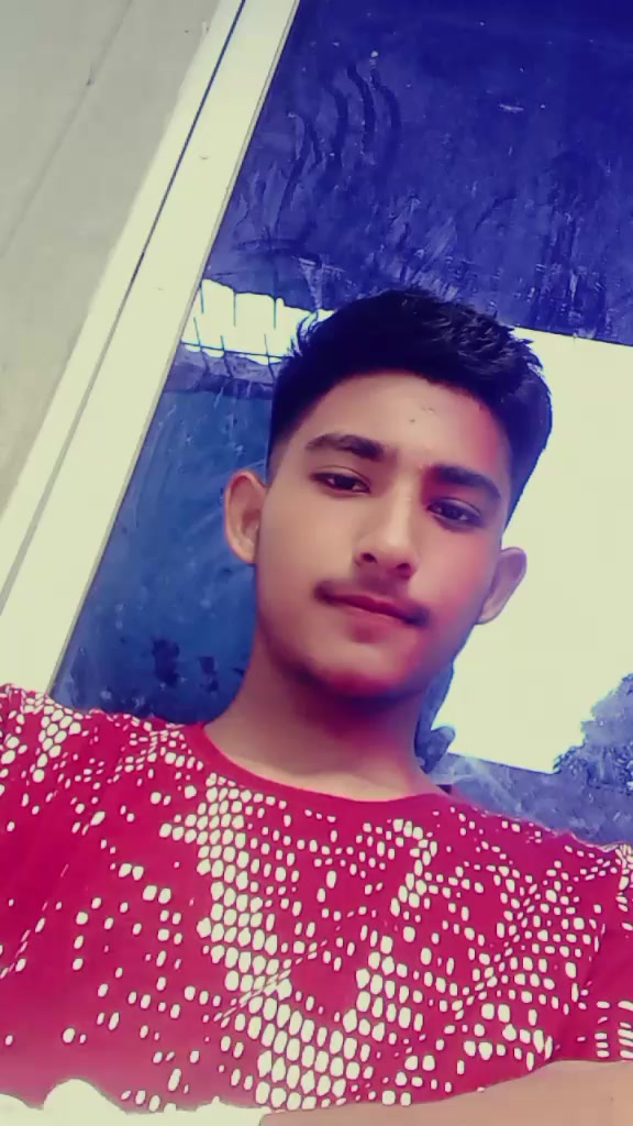 @চিংগাম 🕴️😁