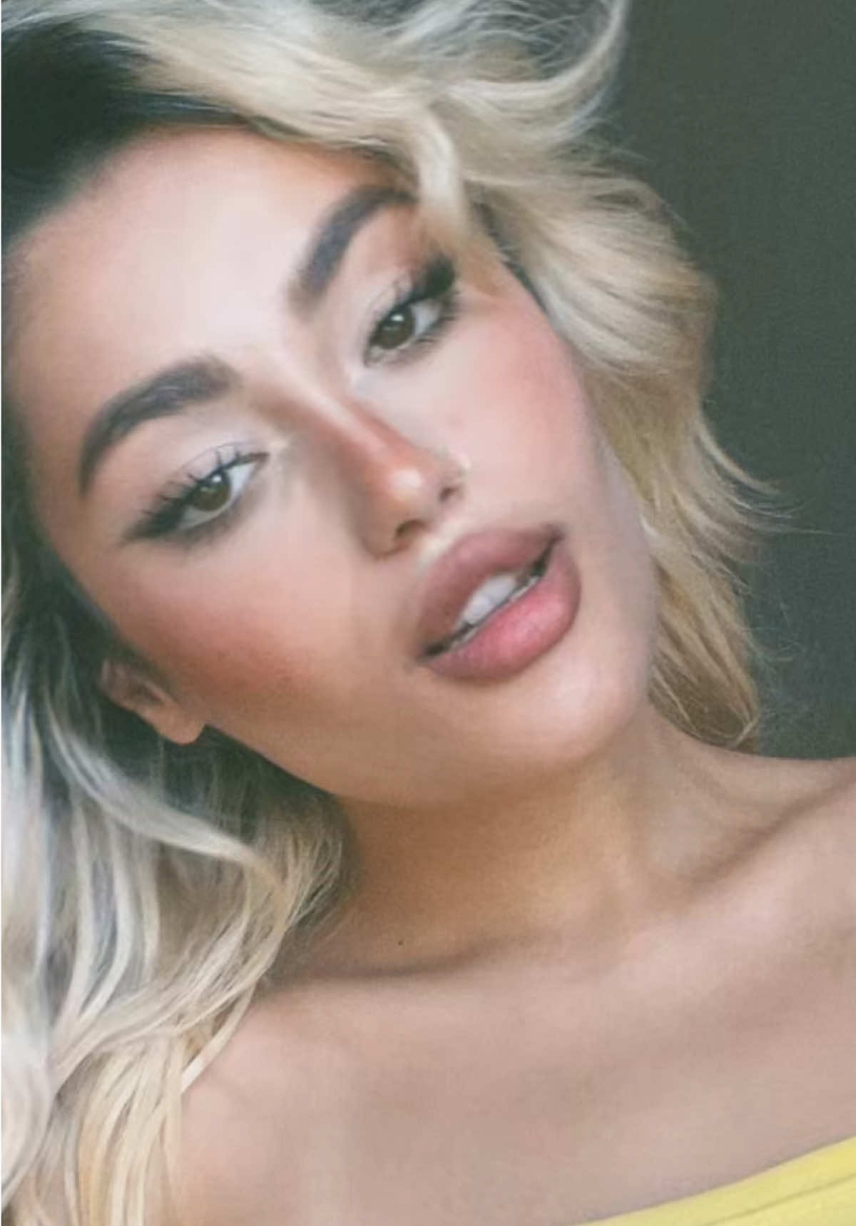 @rozhstorm