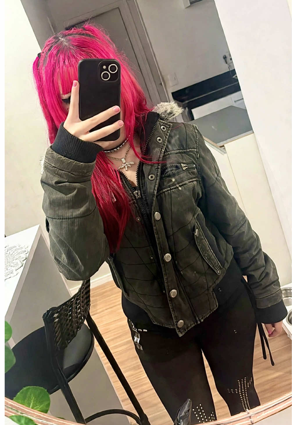 @gunsnpiercings