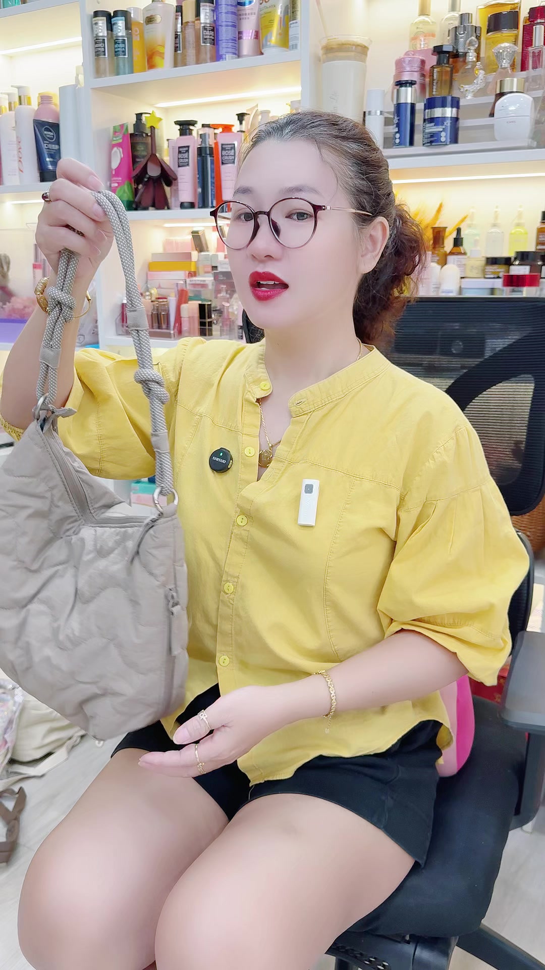 @Ổ Của Lộc1376