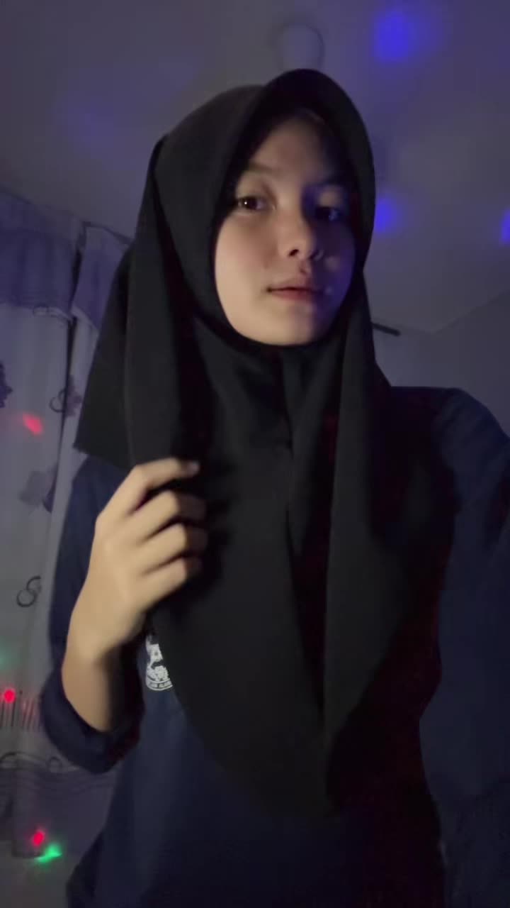 @𝔠𝔦𝔭𝔰𝔪𝔬𝔯𝔢𝔢💤