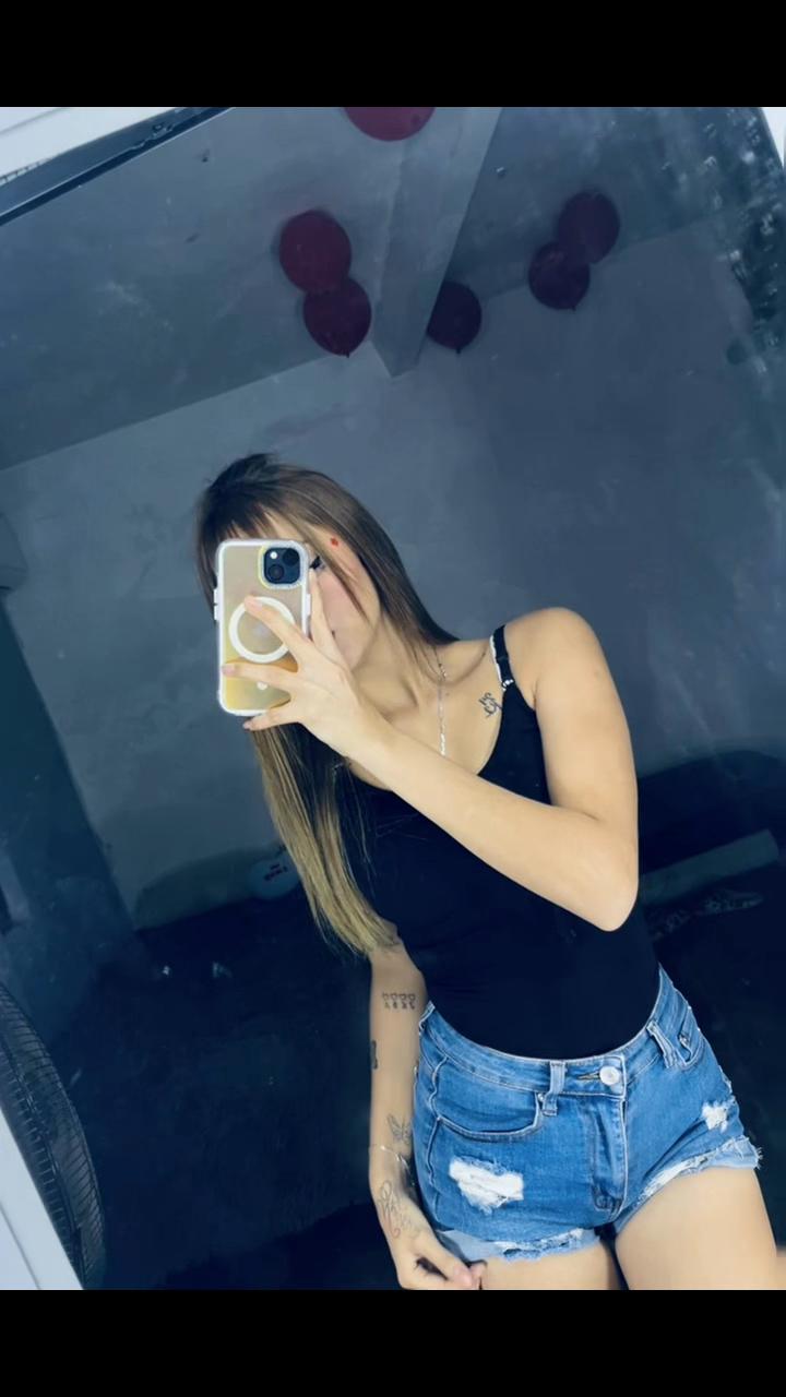 @Johana🕸️