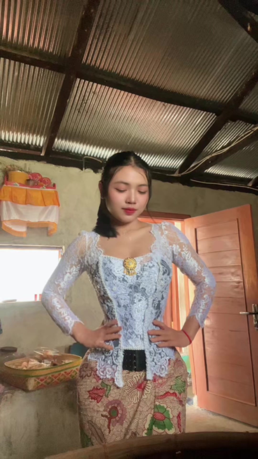 @Eka