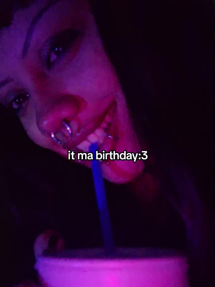 @ClownGutz🤡